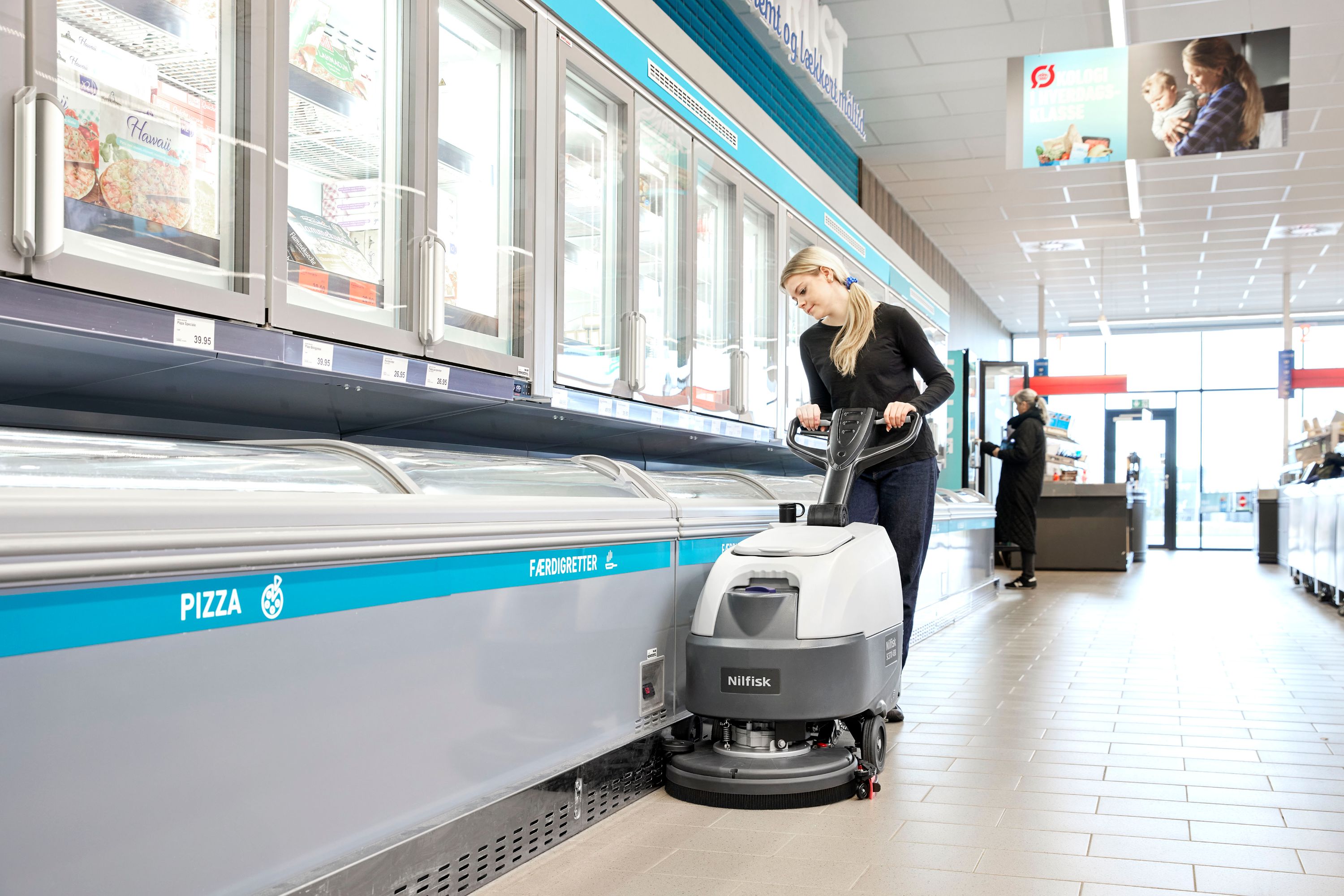 Mantén tus suelos limpios y relucientes